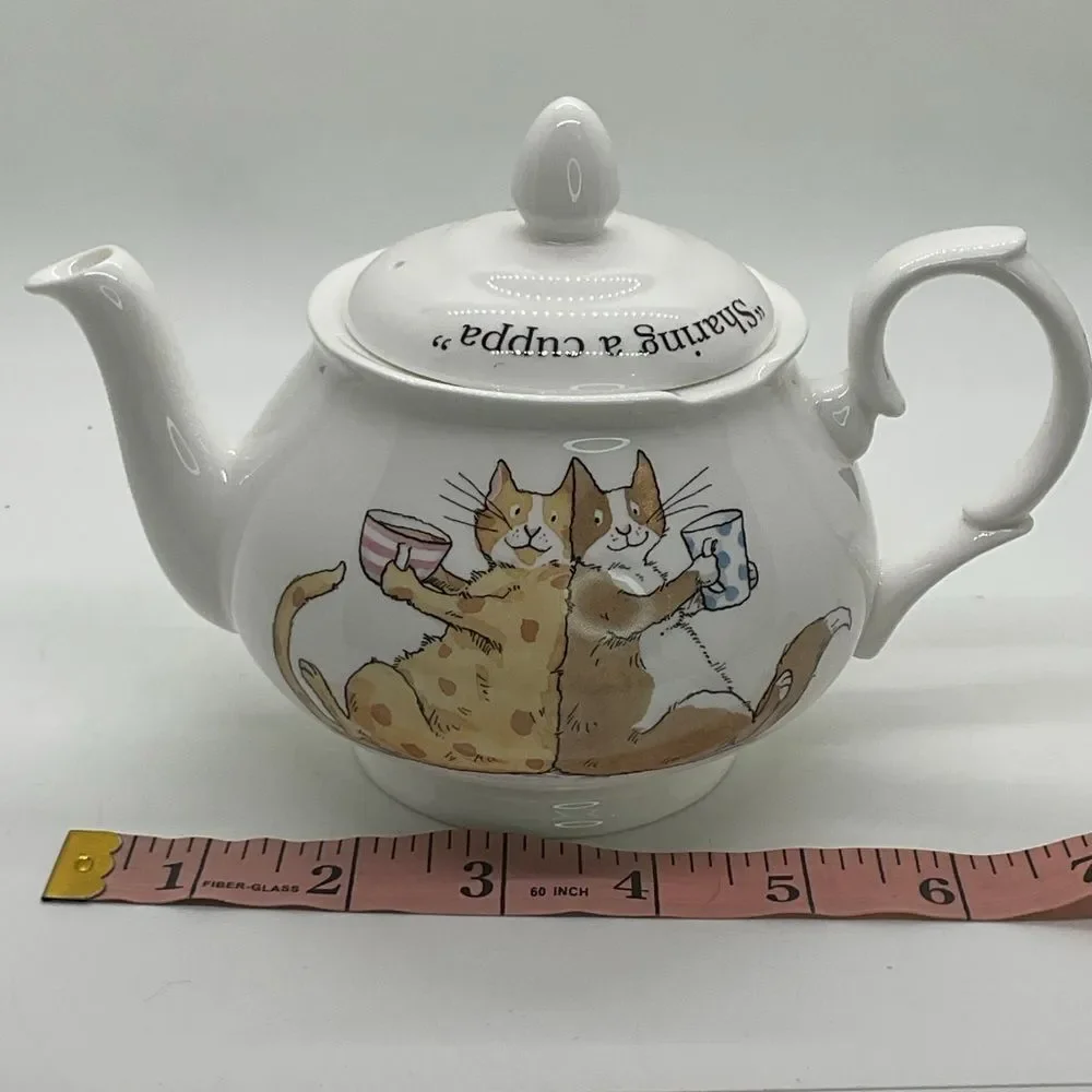 Whittard of Chelsea White Bone China Teapot with Cat Design